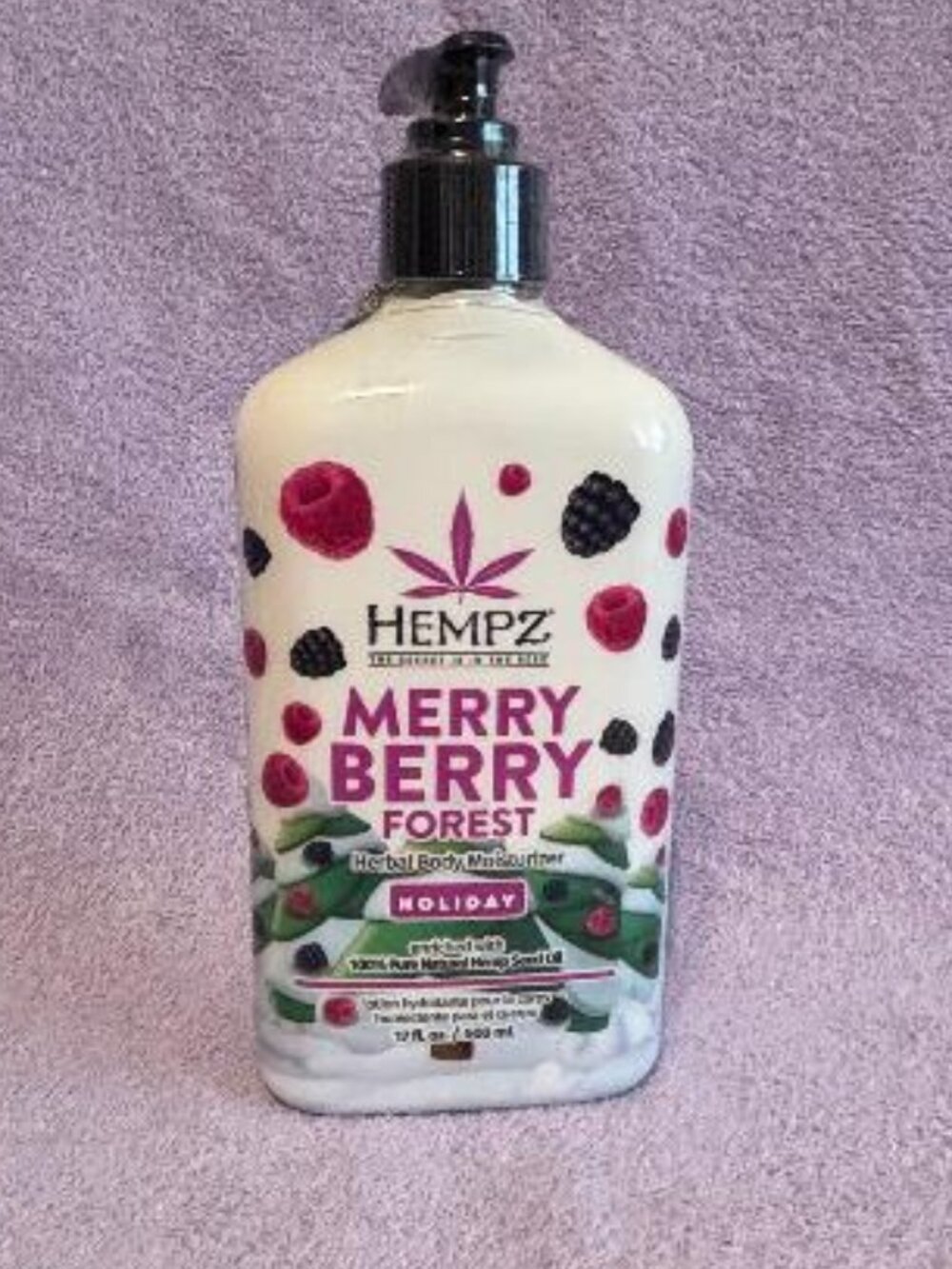 Hempz MERRY BERRY FOREST HOLIDAY HERBAL BODY LOTION 17oz New Sealed